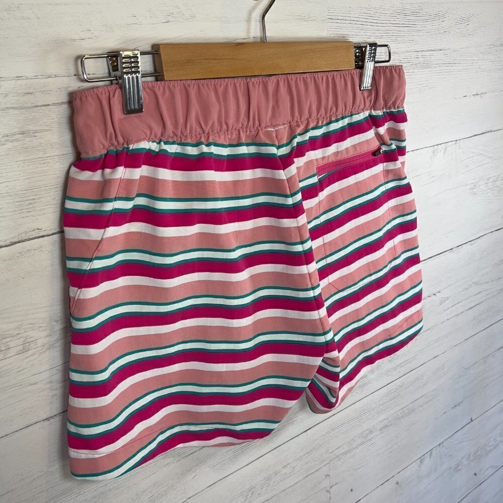 The North Face Shorts Womens Size Small Classic V Pink Striped Mini 4 in Outdoor - Picture 13 of 16